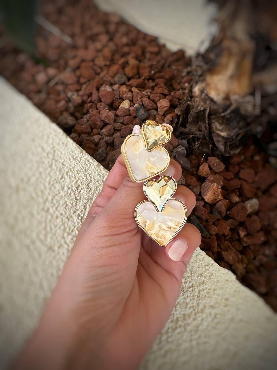 Sedef Detay İkili Kalp Çelik Küpe