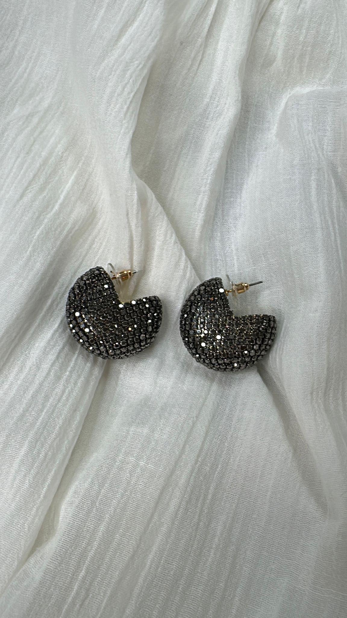 Siyah Zirkon Taşlı Özel Seri Küpe