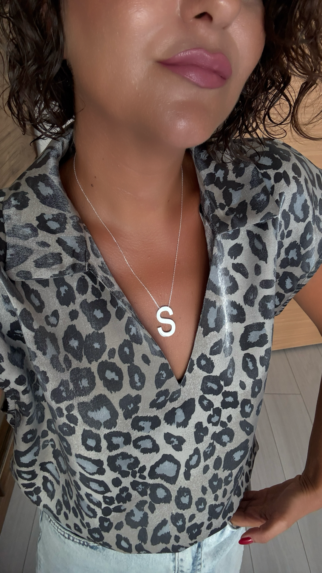 Tasarım Büyük Harf Kolye