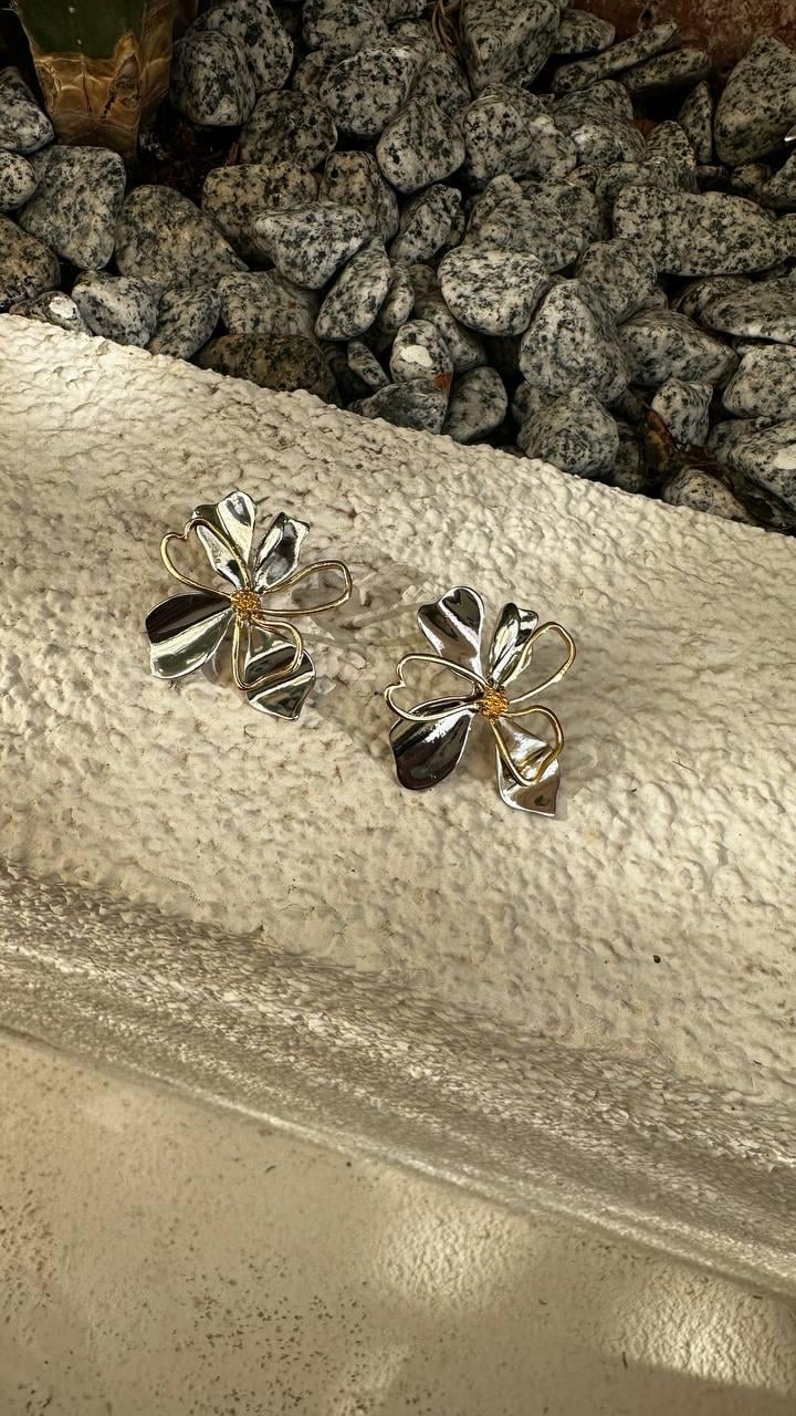 Tasarım Çiçek Desen Küpe