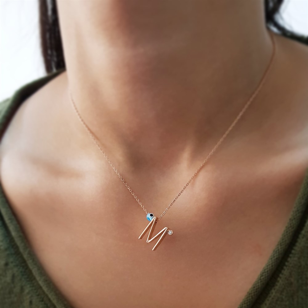 TASARIM TAŞ HARF GÜMÜŞ KOLYE