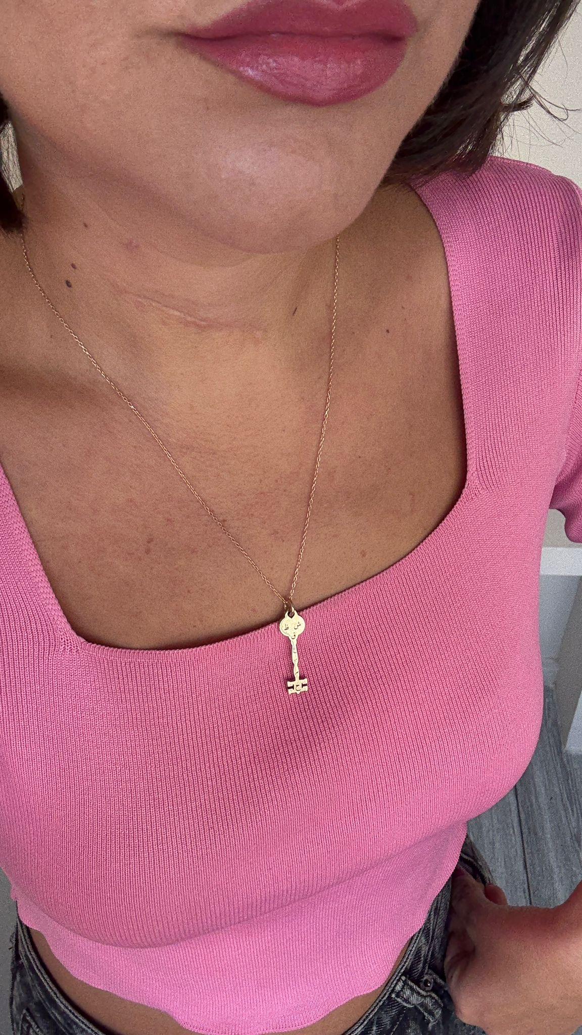 Tuğçe Işınsu Aşk Anahtarı Gümüş Kolye