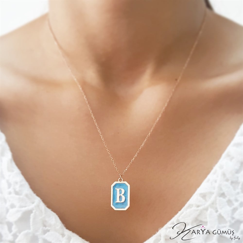 TURKUAZ KARE PLAKA HARF GÜMÜŞ KOLYE