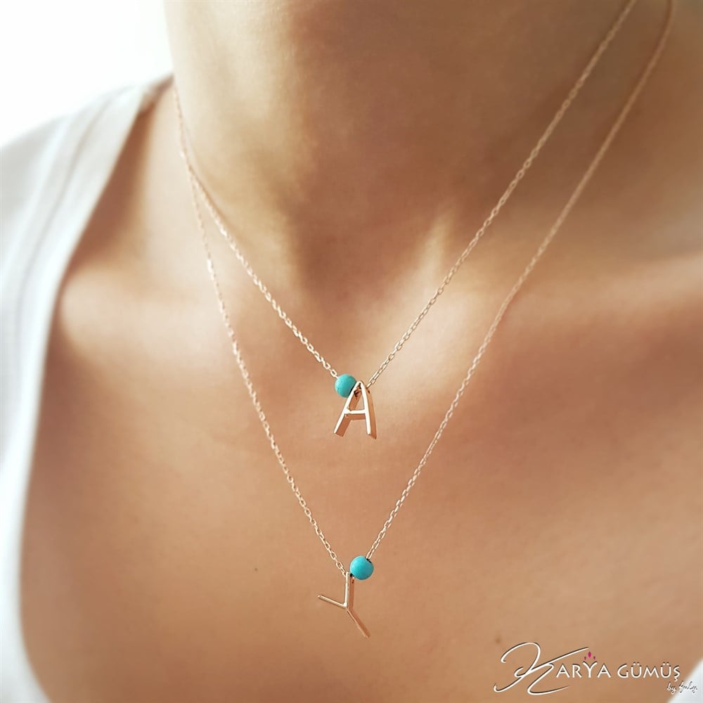 TURKUAZ TAŞLI TASARIM İKİLİ HARF GÜMÜŞ KOLYE