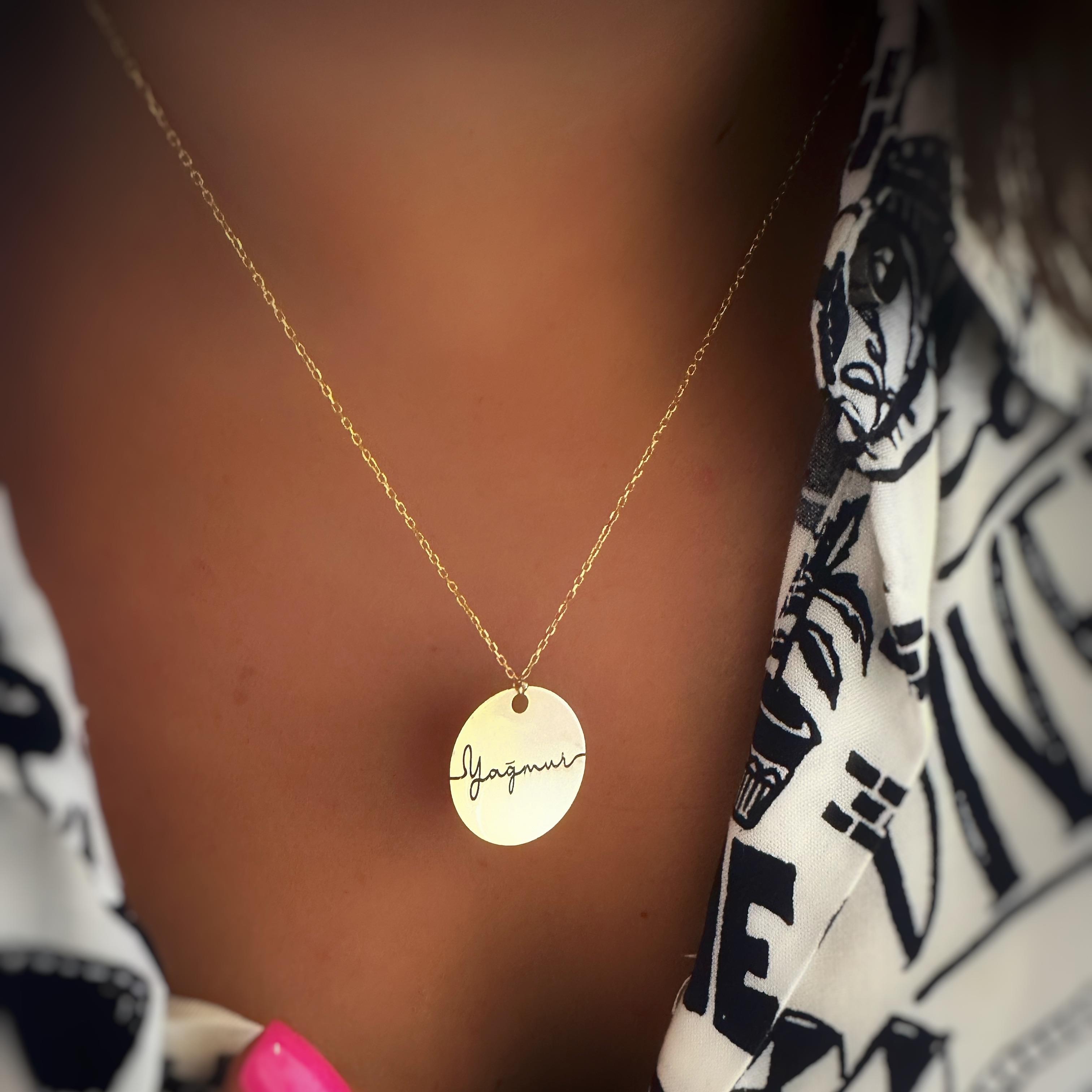 Yeni Plaka İsim Gümüş Kolye