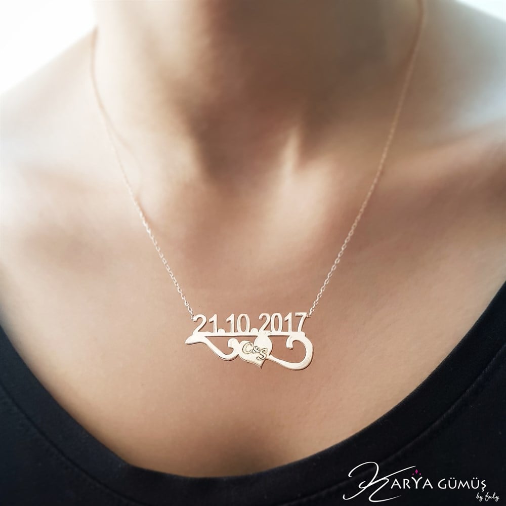 YENİ TARİH HARF GÜMÜŞ KOLYE