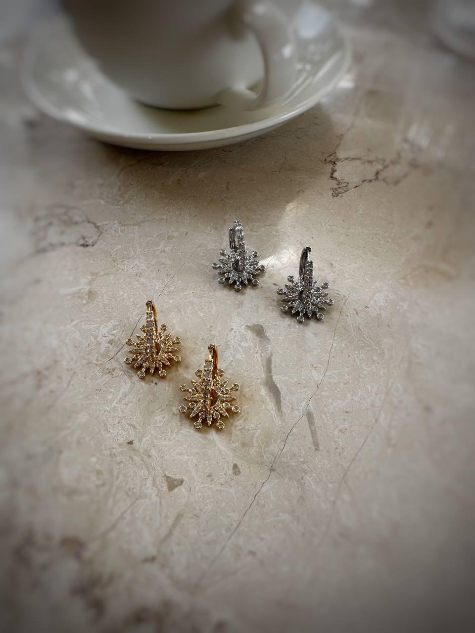 Zirkon Taşlı Güneş Çelik Küpe