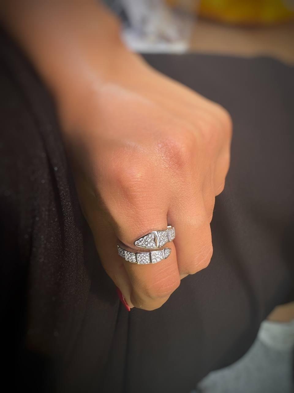 Zirkon Taşlı Sarmal Yüzük