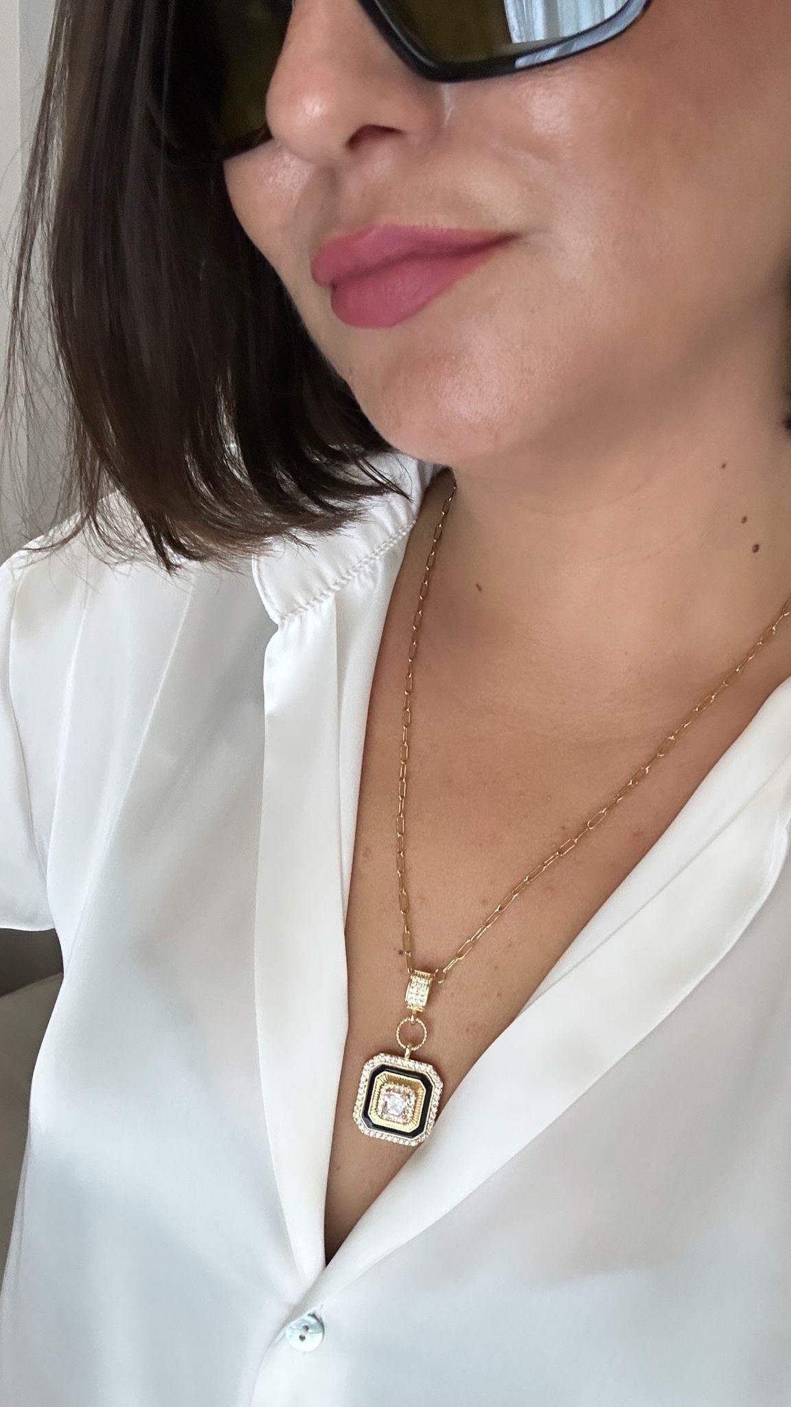 Zirkon Taşlı Siyah Mineli Tektaş Kolye