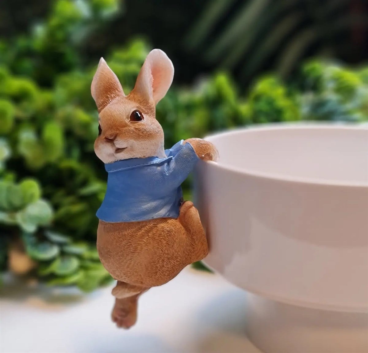 hanging rabbit 2 li