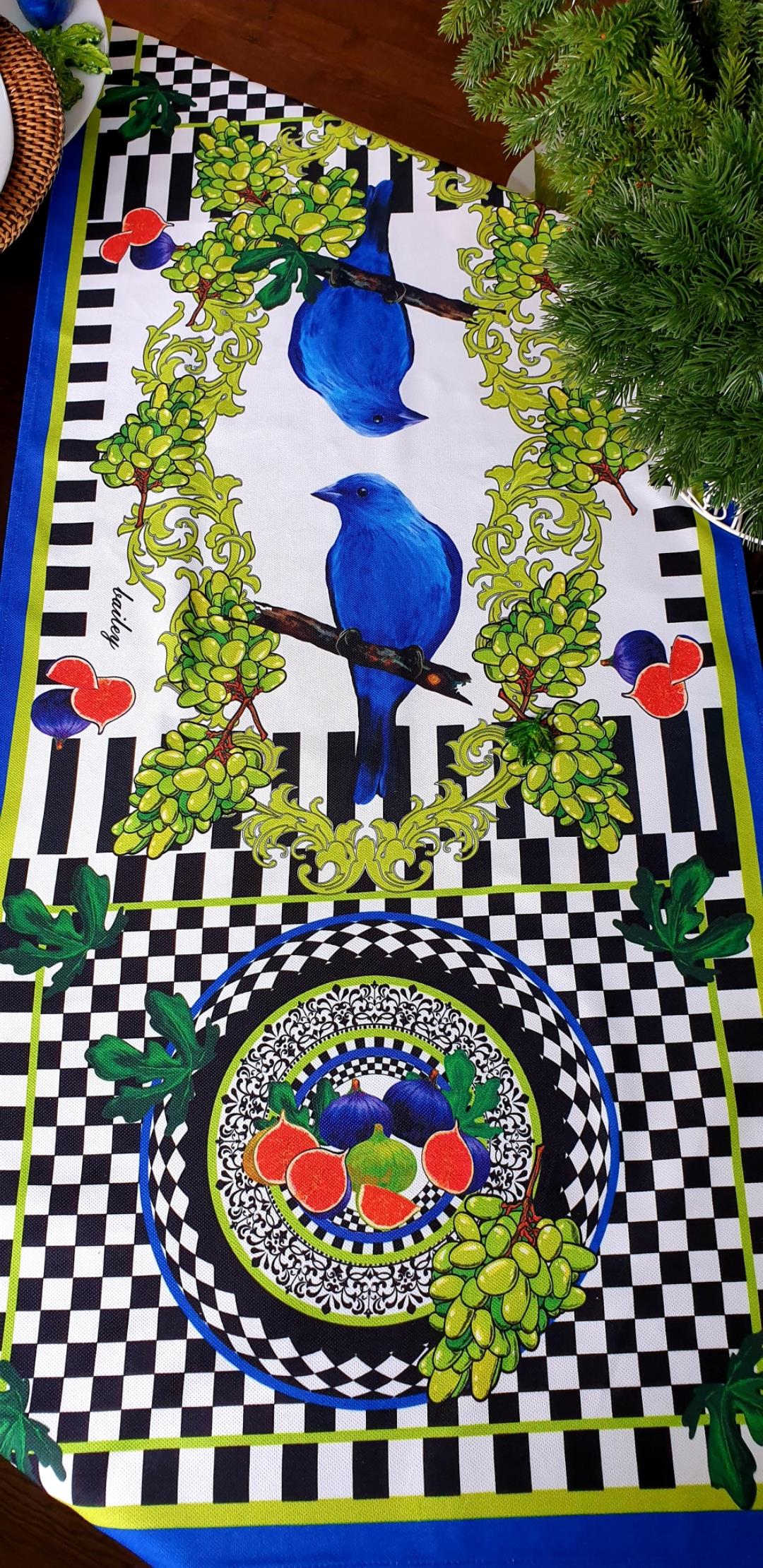Üzümlü runner