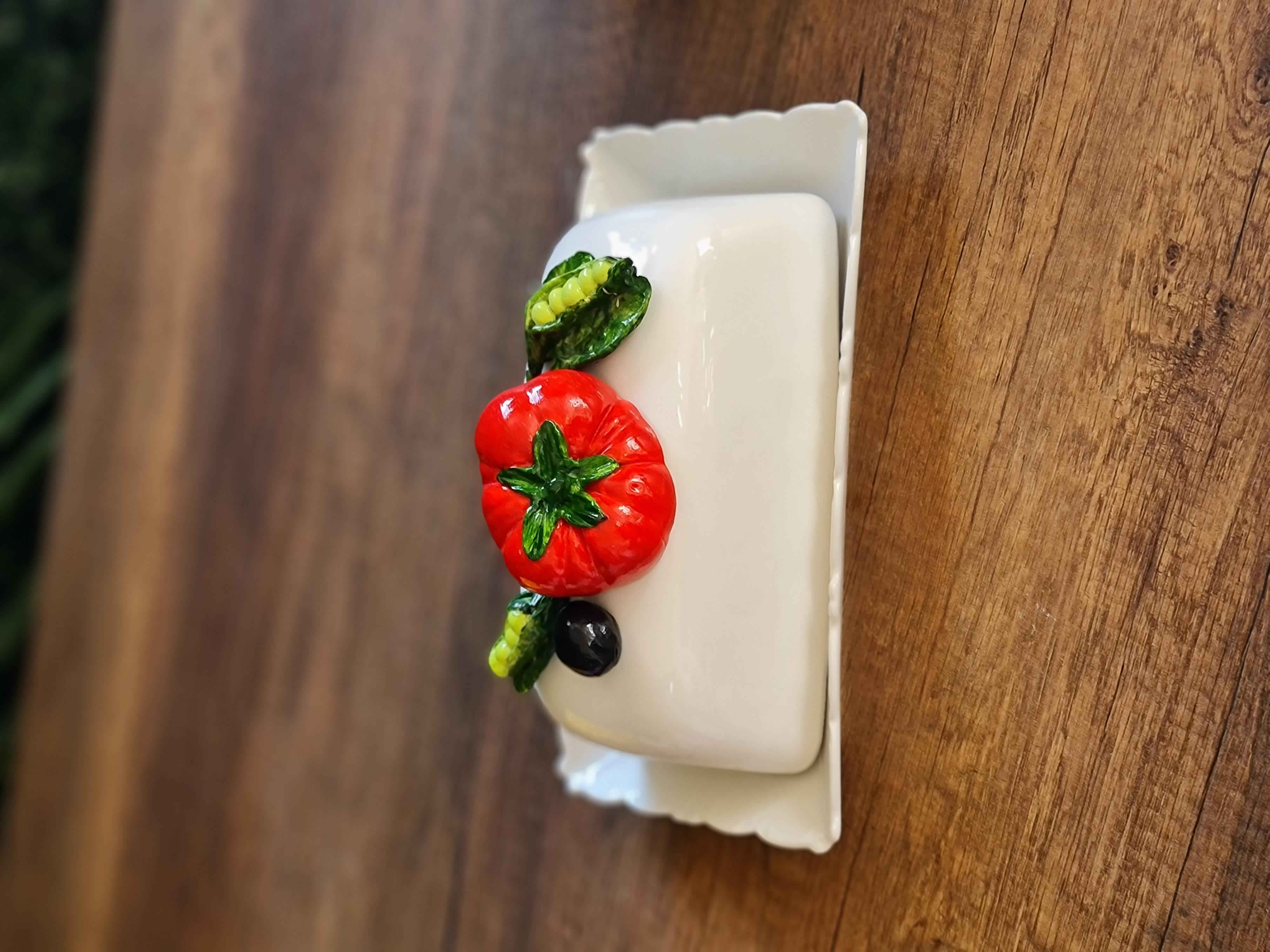 Domatesli tereyağlık