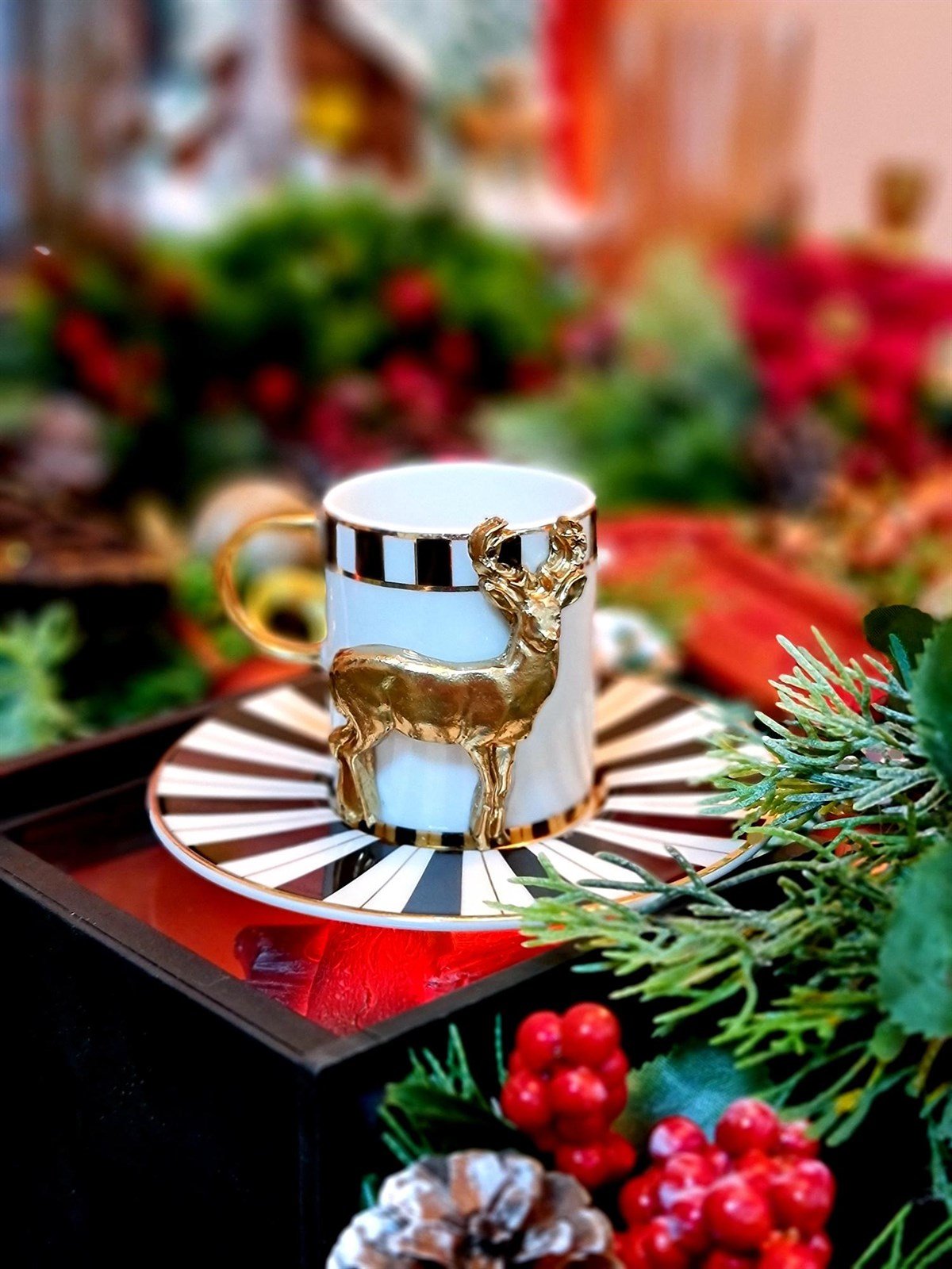 geyikli kahve fincanı