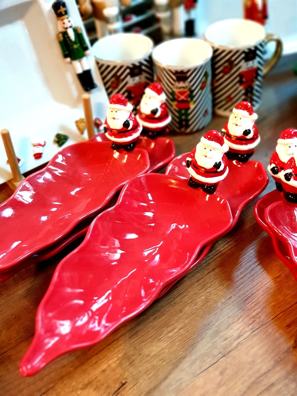 santa küçük sunum tabak kırmızı