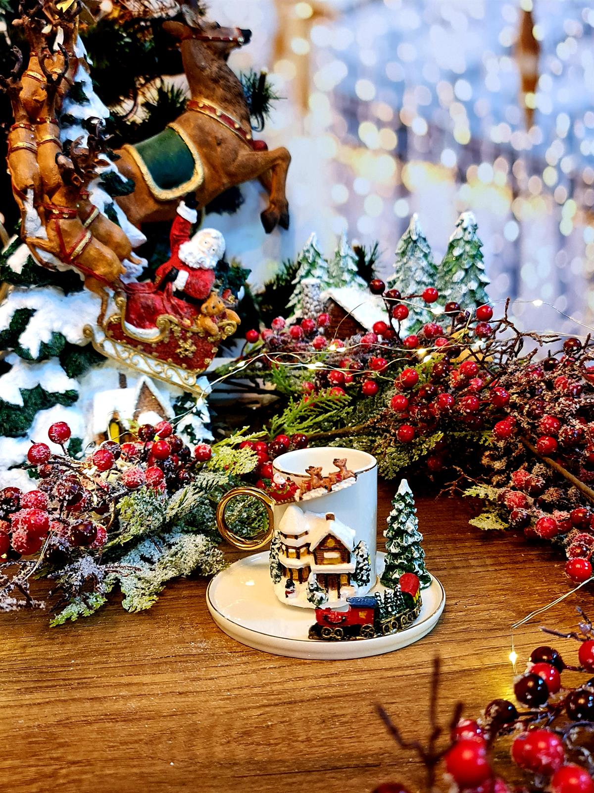 The NorthPole Village kahve fincanı