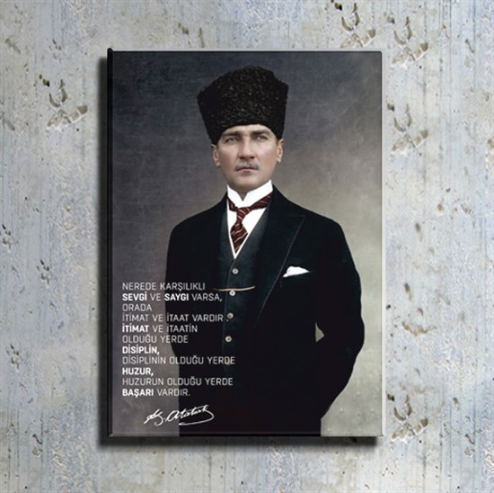 Atatürk Takım Elbiseli Portre Kanvas Tablo TBL1194TBL1194a