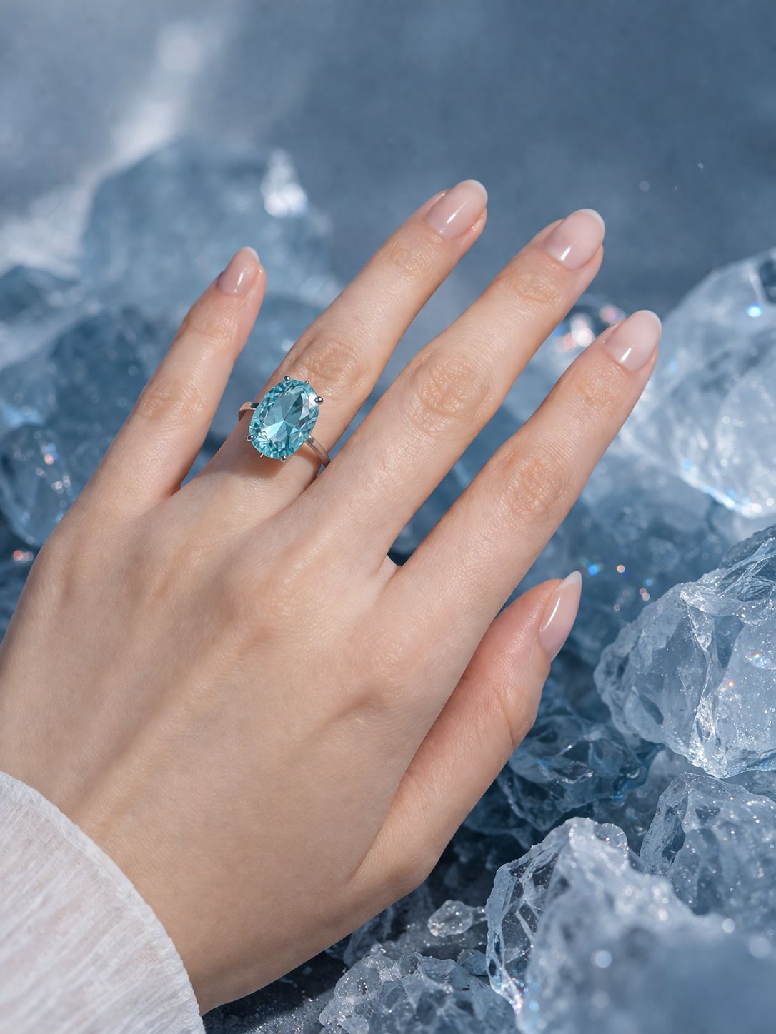 925 Ayar Gümüş Aqua Işıltılı Oval Kesim (Ice Cut) Taşlı Yüzük