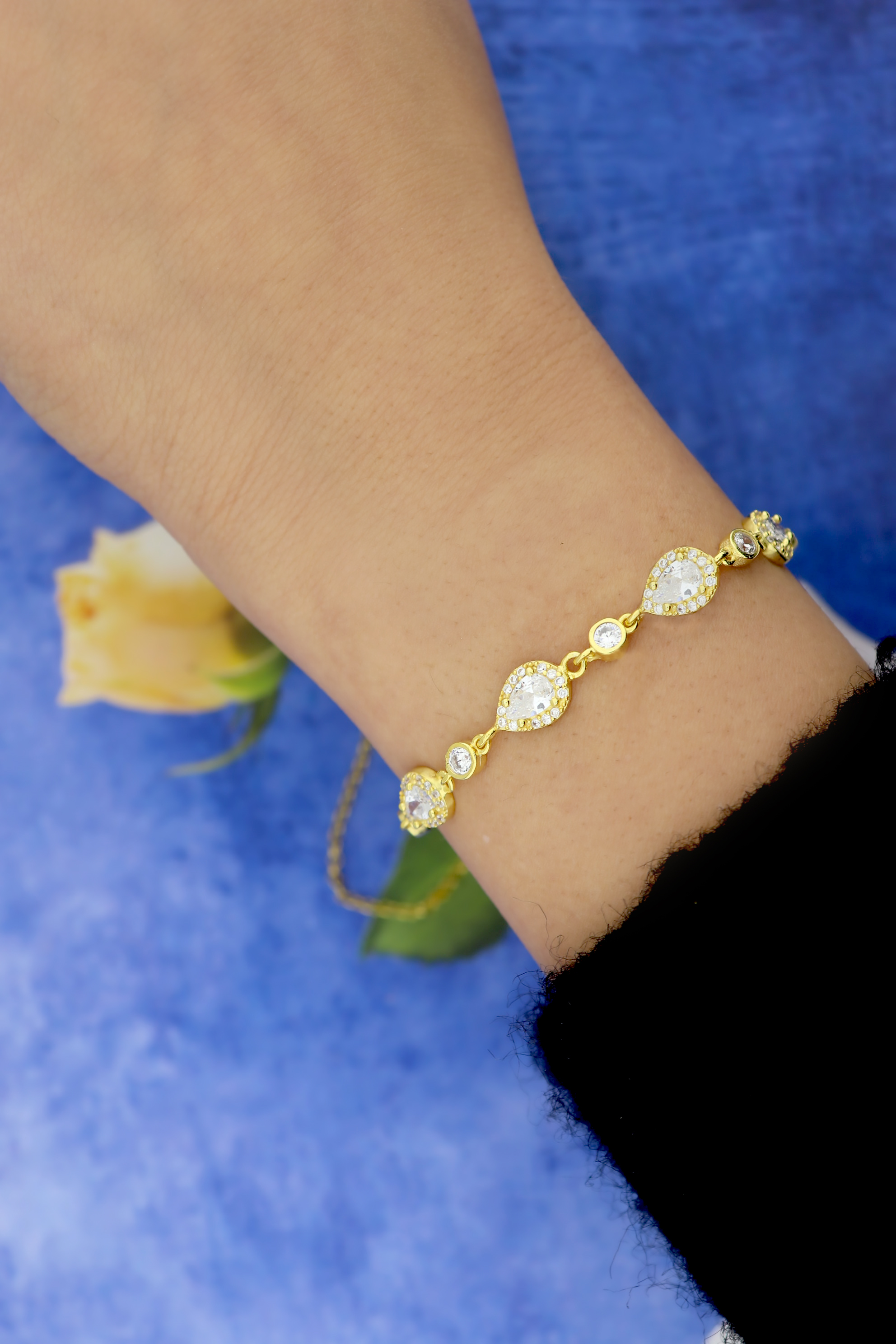 925 Ayar Gümüş Elegance Damla Detaylı Bileklik