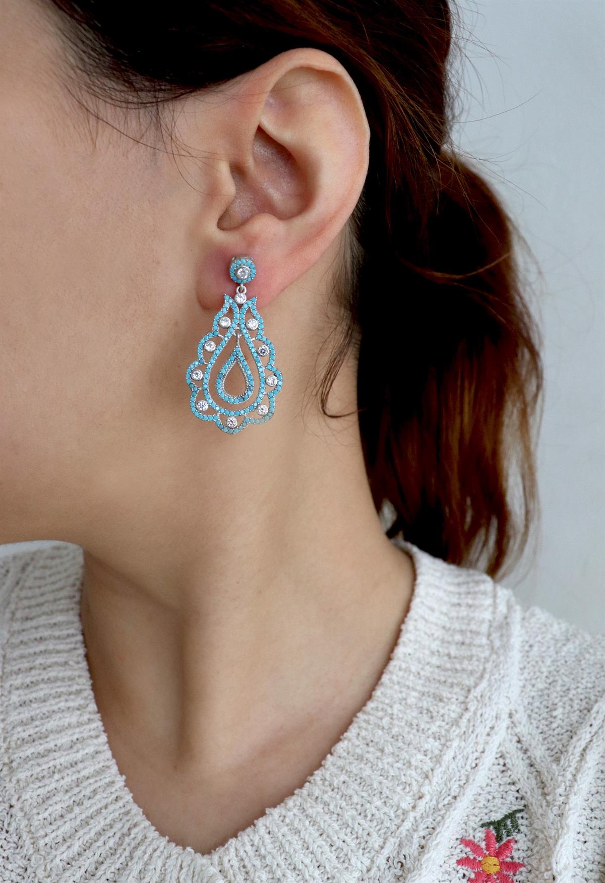 925 Ayar Gümüş Firuze Taşlı Tasarım Küpe 