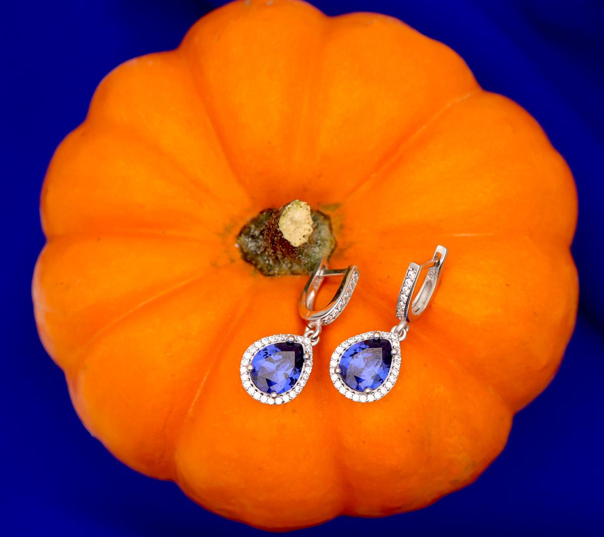 925 Ayar Gümüş Kristal Safir Su Damlası Küpe