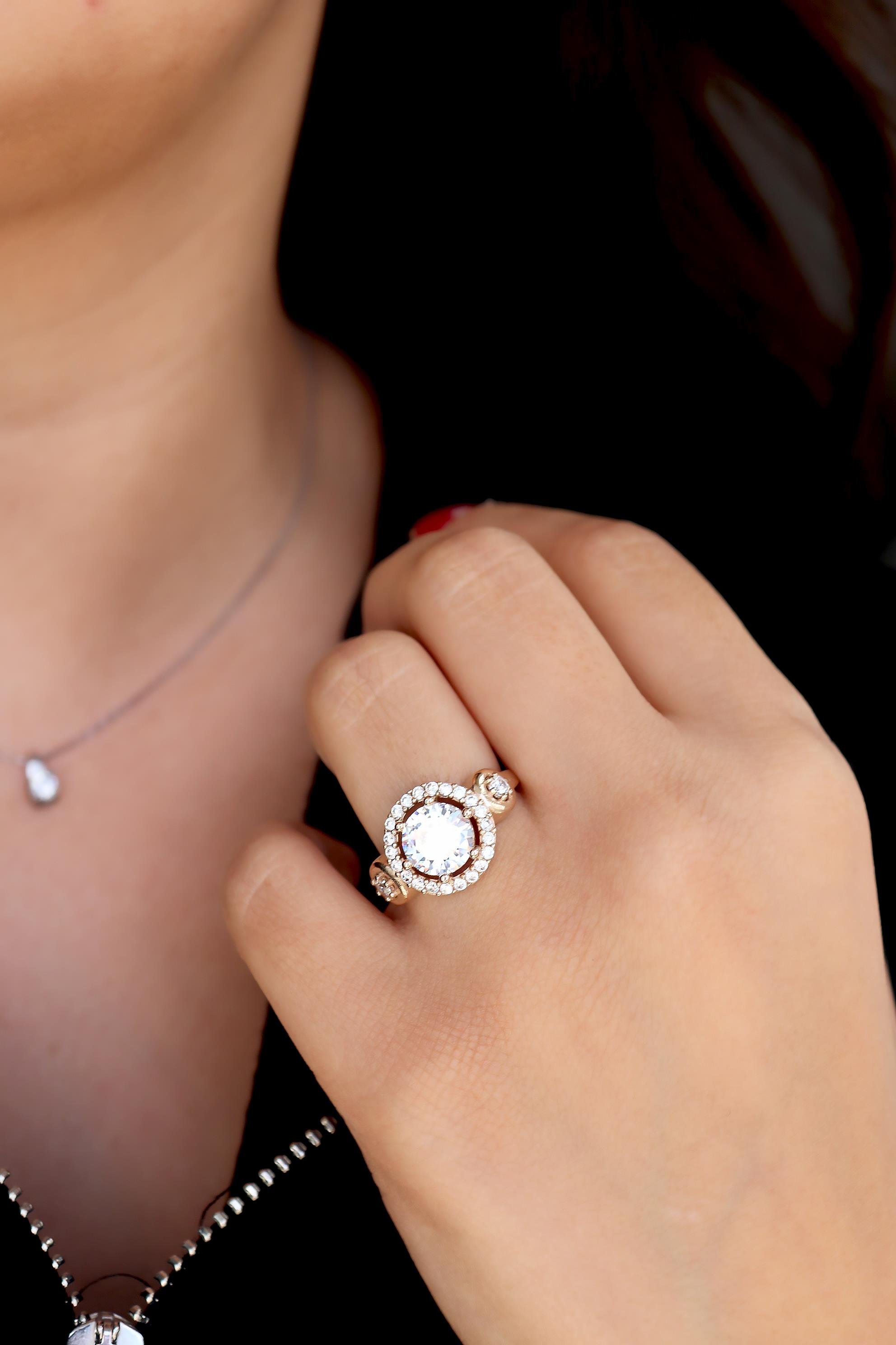 925 Ayar Gümüş Yuvarlak Taşlı Otantik Yüzük