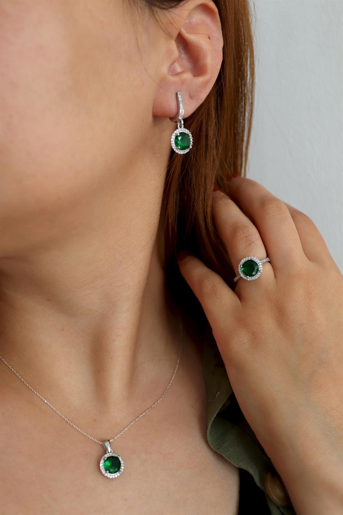 925 Ayar Gümüş Zümrüt Yuvarlak Taşlı Takı Seti