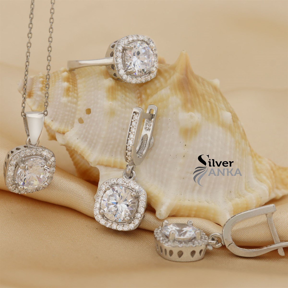 Zirkon Taşlı 925 Ayar Kare Desen Set