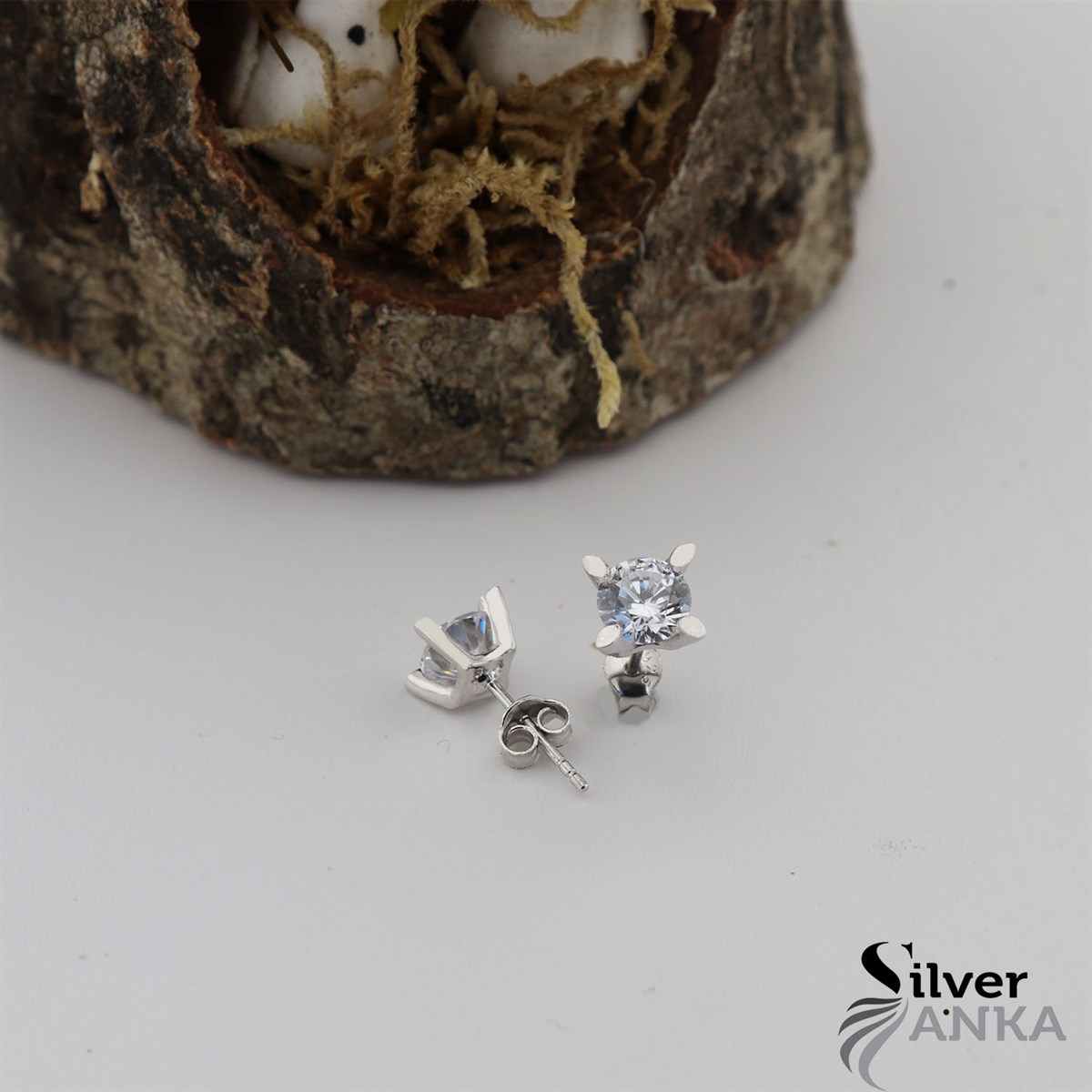 Zirkon Taşlı 925 Ayar Zarif Tek Taş Küpe