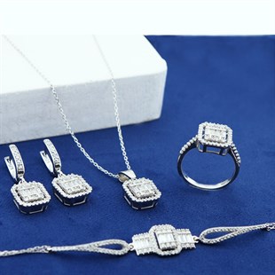 925 Ayar Gümüş Büyük Baget Taşlı Set