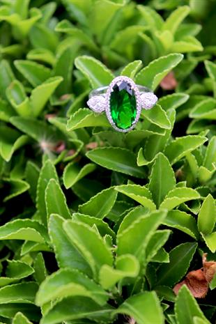 925 Ayar Gümüş Zümrüt Taşlı Yüzük