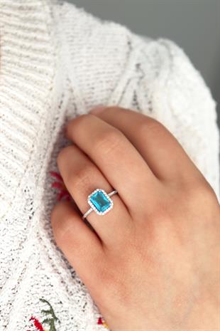 925 Ayar Gümüş Aqua Baget Taşlı Yüzük