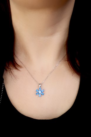 925 Ayar Gümüş Aqua Taşlı Çiçek Kolye