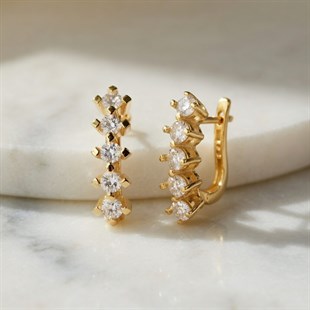 925 Ayar Gümüş Beştaş Küpe