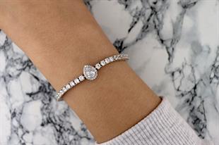 925 Ayar Gümüş Beyaz Damla Taşlı Su Yolu Bileklik