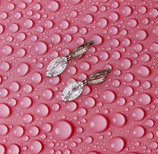 925 Ayar Gümüş Beyaz Markiz Küpe