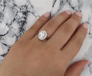 925 Ayar Gümüş Beyaz Oval Anturaj Takı Seti