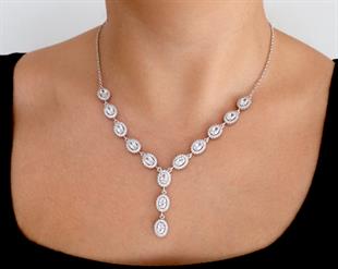 925 Ayar Gümüş Beyaz Oval Taşlı Pırlanta Montür Kolye