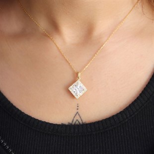 925 Ayar Gümüş Beyaz Taşlı Gold Zarif Kolye