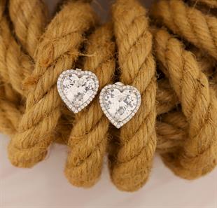 925 Ayar Gümüş Beyaz Taşlı Kalp Küpe