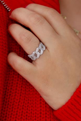 925 Ayar Gümüş Beyaz Taşlı Şık Gurmet Yüzük