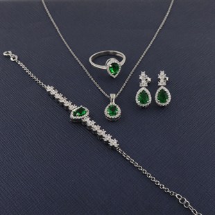925 Ayar Gümüş Damla Desen Zümrüt Yeşili Şık Set 