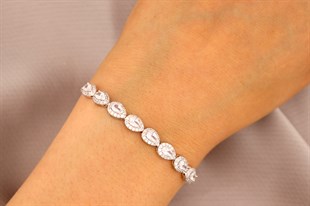 925 Ayar Gümüş Damla Taş Bileklik