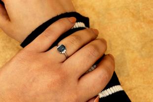 925 Ayar Gümüş Değerli Taşlar Koleksiyonu 2,12 Karat London Blue Topaz Taşlı Gümüş Yüzük