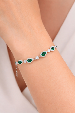 925 Ayar Gümüş Elegance Zümrüt Yeşili Damla Detaylı Bileklik