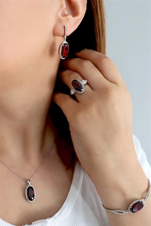 925 Ayar Gümüş Garnet Oval Taşlı Takı Seti