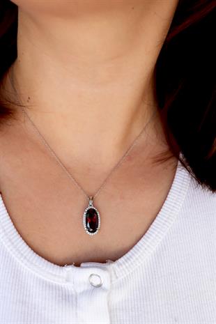 925 Ayar Gümüş Garnet Taşlı Kolye