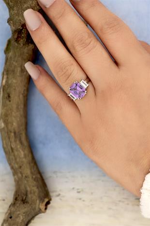 925 Ayar Gümüş Ilyra Ametist Taşlı Yüzük