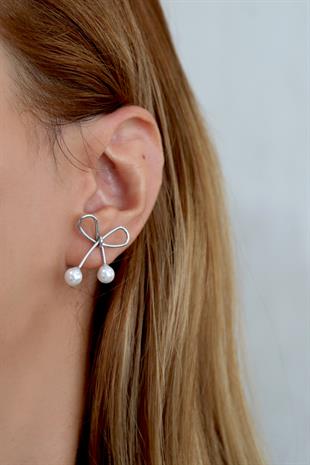 925 Ayar Gümüş İncili Fiyonk Küpe