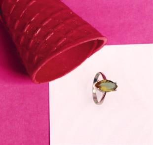 925 Ayar Gümüş Markiz Zultanit Taşlı Yüzük