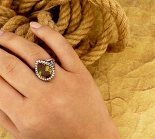 925 Ayar Gümüş Otantik Zultanit Damla Taşlı Hürrem Yüzük